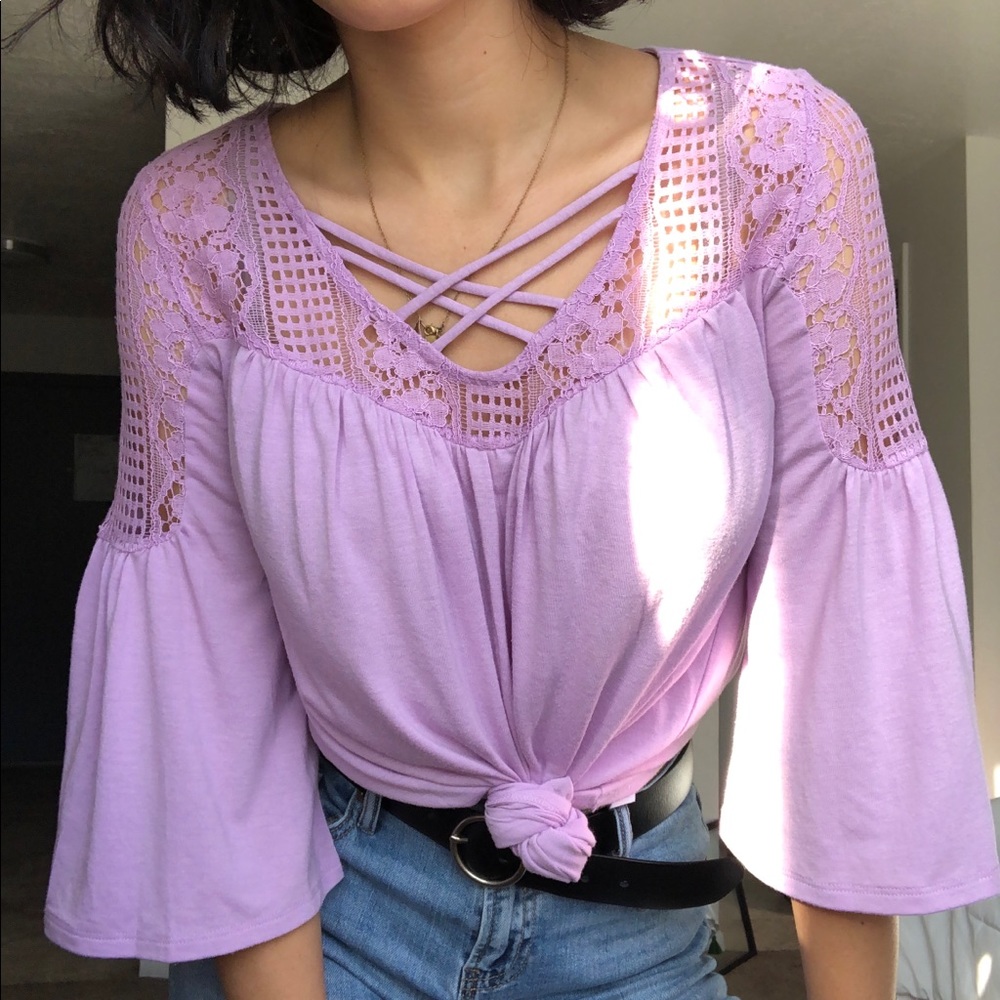 🎄A.N.A. Purple Flounce Sleeve top Lace shoulders
